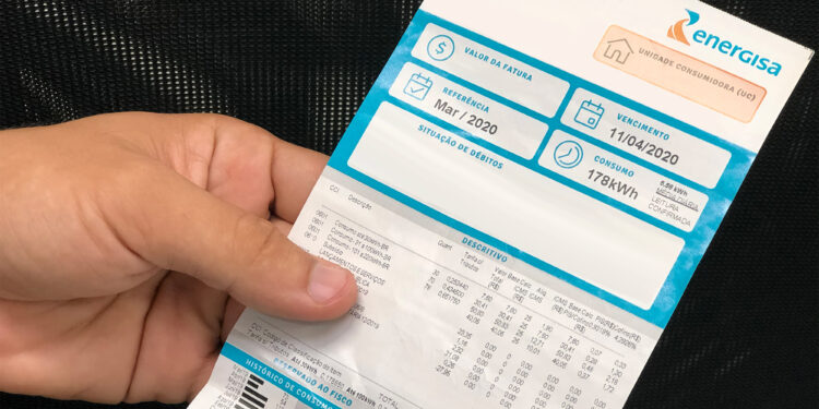 Contas de energia em atraso podem ser negociadas com condições especiais