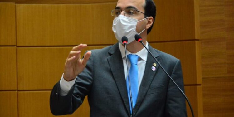 Georgeo dispara: “será que Belivaldo vai esperar o ano eleitoral para inaugurar o novo IML?”