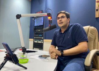 Talysson destaca atuação parlamentar em entrevista na Rádio Educadora