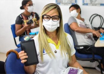 Prefeitura de Propriá aposta na tecnologia e distribui tablets para Agentes Comunitários de Saúde