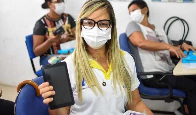 Prefeitura de Propriá aposta na tecnologia e distribui tablets para Agentes Comunitários de Saúde