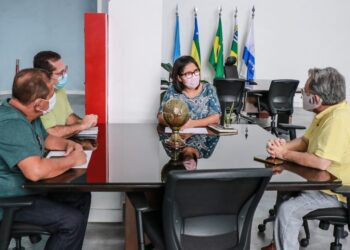 Secretária de Saúde dialoga com membros do Conselho Estadual da Pessoa com Deficiência