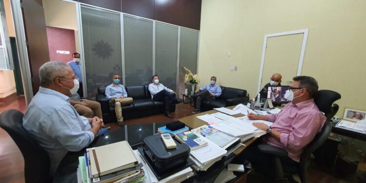 Prefeito de Socorro participa de reunião na SSP
