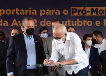Prefeito e ministro do Desenvolvimento Regional anunciam R$ 80 milhões de investimentos para Aracaju
