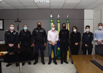 Prefeito Edvaldo recebe integrantes da Patrulha Maria da Penha e parabeniza por trabalho protetivo