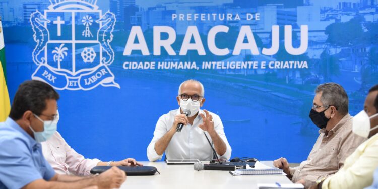 Prefeito Edvaldo cria grupo para discutir projeto de revitalização do Centro de Aracaju