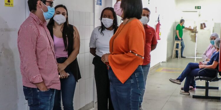 Secretária da Saúde realiza visita técnica à UPA São Vicente de Paulo, no município de Tobias Barreto