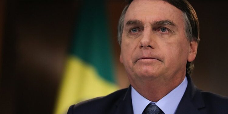Crise aguda no governo Bolsonaro mexe com tabuleiro para eleição de 2022