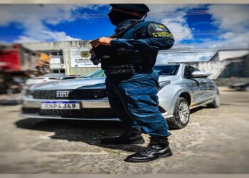 Polícia Militar recupera veículo com restrição de roubo e furto no Bairro Robalo, Aracaju