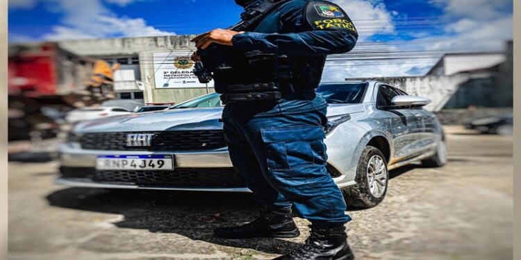 Polícia Militar recupera veículo com restrição de roubo e furto no Bairro Robalo, Aracaju