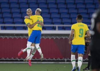 Richarlison brilha e Brasil vence Alemanha na estreia da Olimpíada