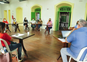 Em reunião com Sintese, Prefeitura define retomada do reajuste do piso dos professores para janeiro de 2022