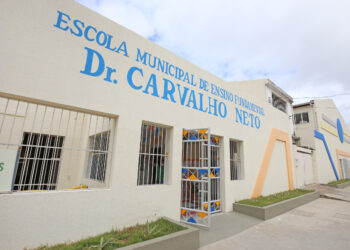Reforma da Emef Carvalho Neto agrada comunidade escolar e moradores do Novo Paraíso