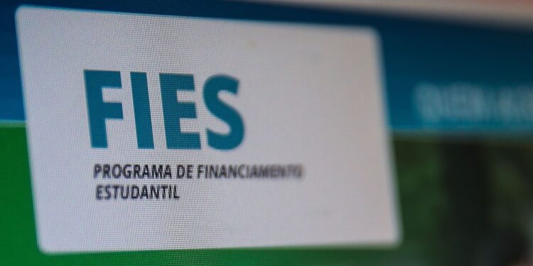 Inscrições para o Fies do segundo semestre têm início nesta terça-feira, 27