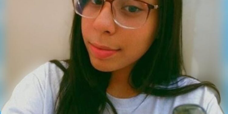 Estudante da rede estadual cria projeto de lei para enfrentar a pobreza menstrual nas escolas