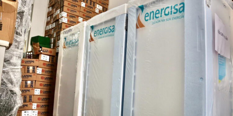 São Cristóvão recebe doação de refrigeradores da Energisa para uso  no combate à pandemia