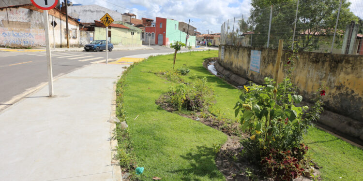 Revitalização do canal do São Carlos transforma realidade da comunidade local