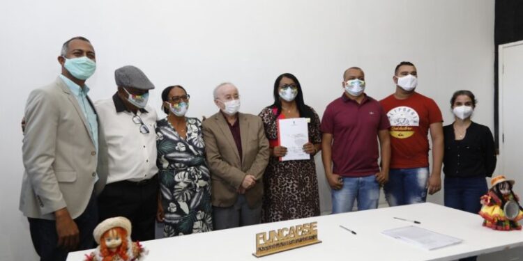 Emendas de Luciano Bispo ajudam instituições culturais