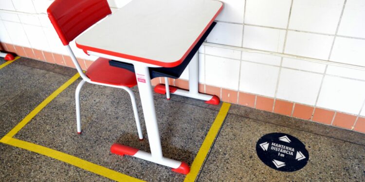 Aracaju é segunda capital do NE que mais atende recomendações da OMS para volta às aulas