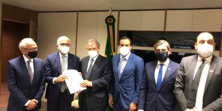 Em reunião com ministro da Economia, prefeito Edvaldo alerta para crise do transporte público