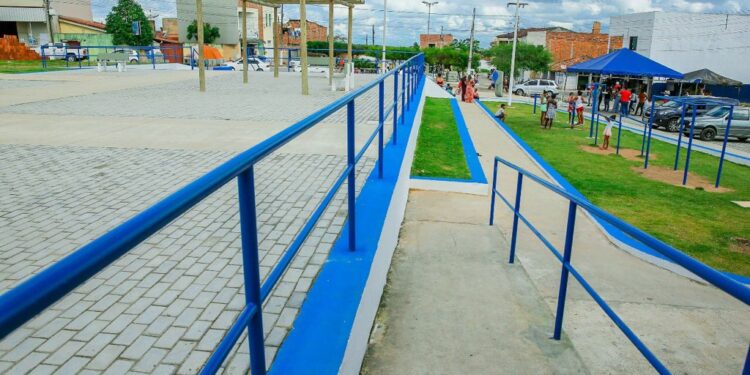 Lagarto: Primeira etapa da Praça do Jardim Campo Novo é concluída e entregue a população