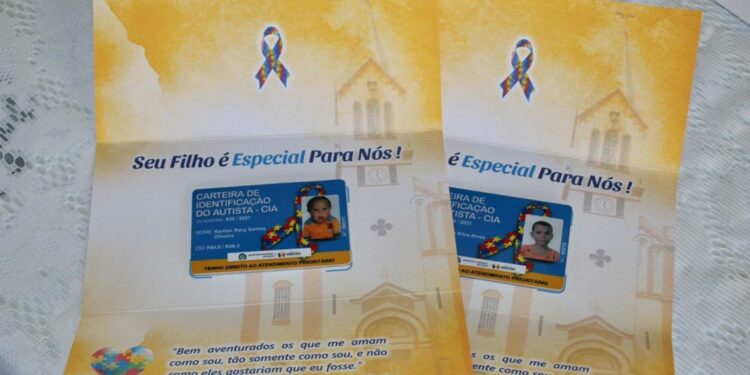 Prefeitura de Simão Dias entrega Carteira de Identificação do Autista