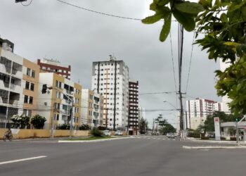 Centro de Meteorologia aponta que a semana continuará nublada e com chuva
