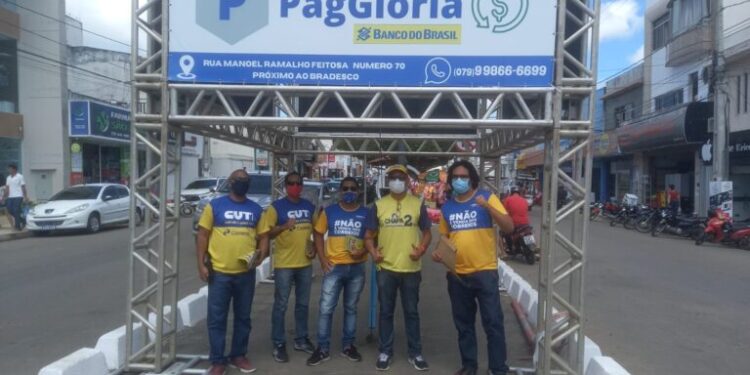 SINTECT/SE pede apoio ao povo de Nossa Senhora da Glória em ato contra a privatização dos Correios