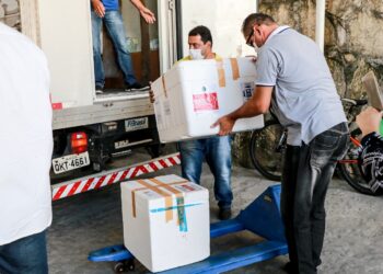 Sergipe recebe mais 29.780 doses de vacinas contra a Covid-19