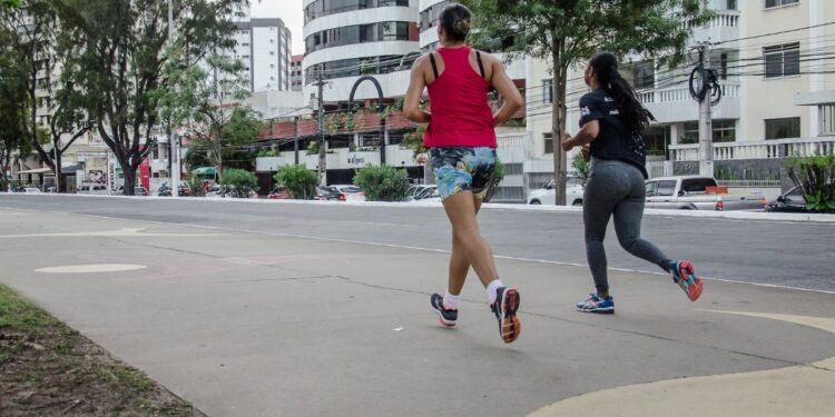 Cardiologista destaca importância de hábitos balanceados na busca por bem-estar