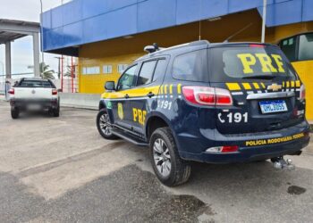 Sergipe: PRF recupera dois veículos roubados