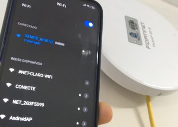 Pais e alunos devem realizar cadastro para utilização de wi-fi nas escolas municipais