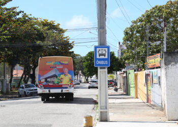 Mudança na Nestor Sampaio amplia circulação de linhas de ônibus na região