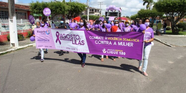 Campanha Agosto Lilás chega às ruas de Rosário do Catete