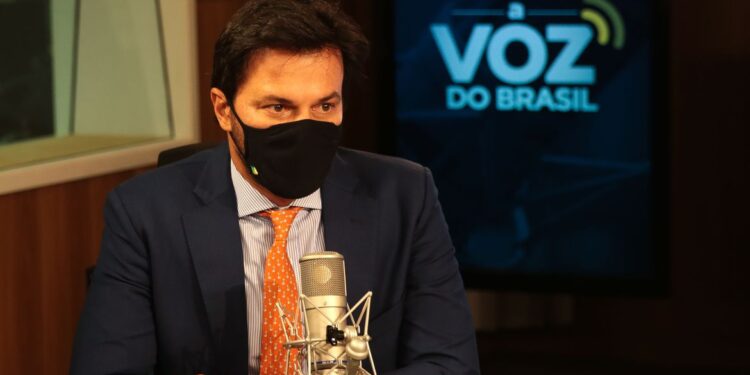 Edital do leilão do 5G deve ser publicado ainda em setembro