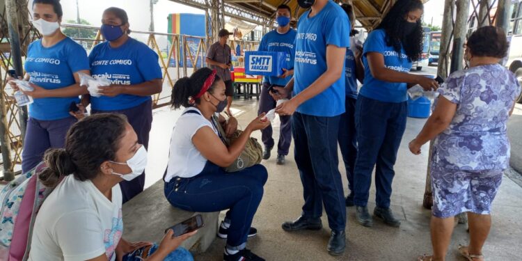Aracaju mantém distribuição de máscaras e medidas de combate à pandemia no transporte público