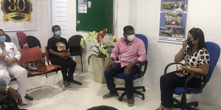 Em Assembleia, servidores da Saúde marcam paralisação de 24 horas para o próximo dia 14