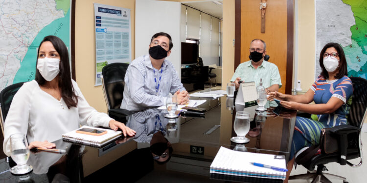 Comitê Técnico-Científico suspende toque de recolher e amplia capacidade em eventos