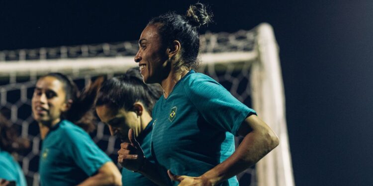 Seleção feminina inicia preparação para amistosos contra Argentina