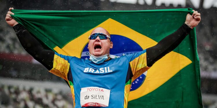 Paralimpíada: com quebra de recorde, Alessandro da Silva é ouro