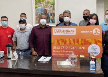 Prefeitura de Laranjeiras lança cartão do servidor