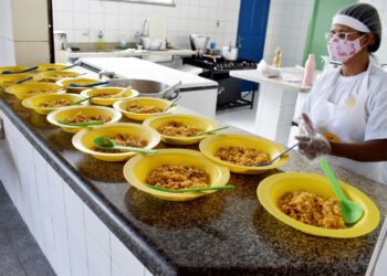 Aracaju assegura qualidade da merenda escolar na retomada das aulas semipresenciais