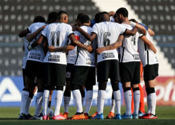 Corinthians atrasa pagamento de auxílio para jogadores da base