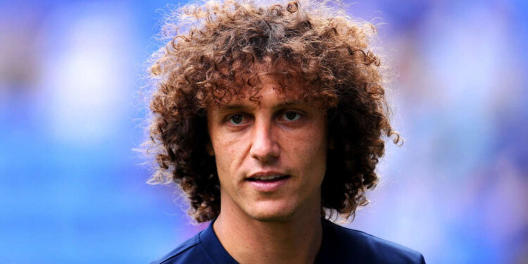 Empresário de David Luiz faz pedido ao Flamengo para avançar em negociação