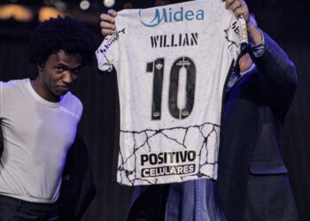 Willian fica com a camisa 10 do Corinthians e celebra: ‘Motivo de muito orgulho para mim’
