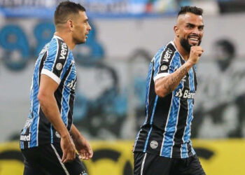 Maicon conta bastidores de saída e quer repetir exemplo de Renato no Grêmio: “Estou me preparando”