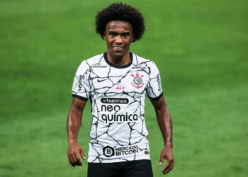 Willian revela o motivo de sua saída do Arsenal: “Alegria, felicidade e paz”