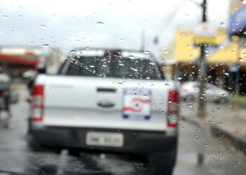 Previsão de chuva para as próximas 48h deixa equipes da PMA em alerta