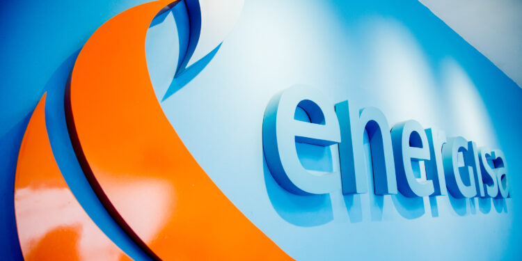 Energisa Sergipe alerta sobre construção irregular próximo à rede elétrica