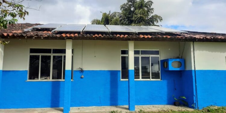 Cohidro converte escritório à energia solar e inicia campanha interna de economia no consumo de eletricidade